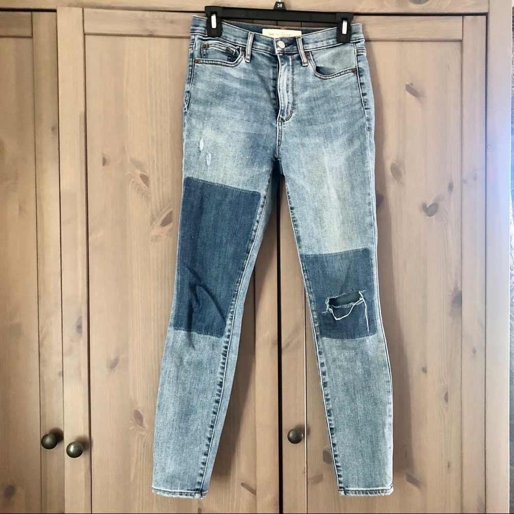GAP Ripped True Skinny Super High Rise Jeans